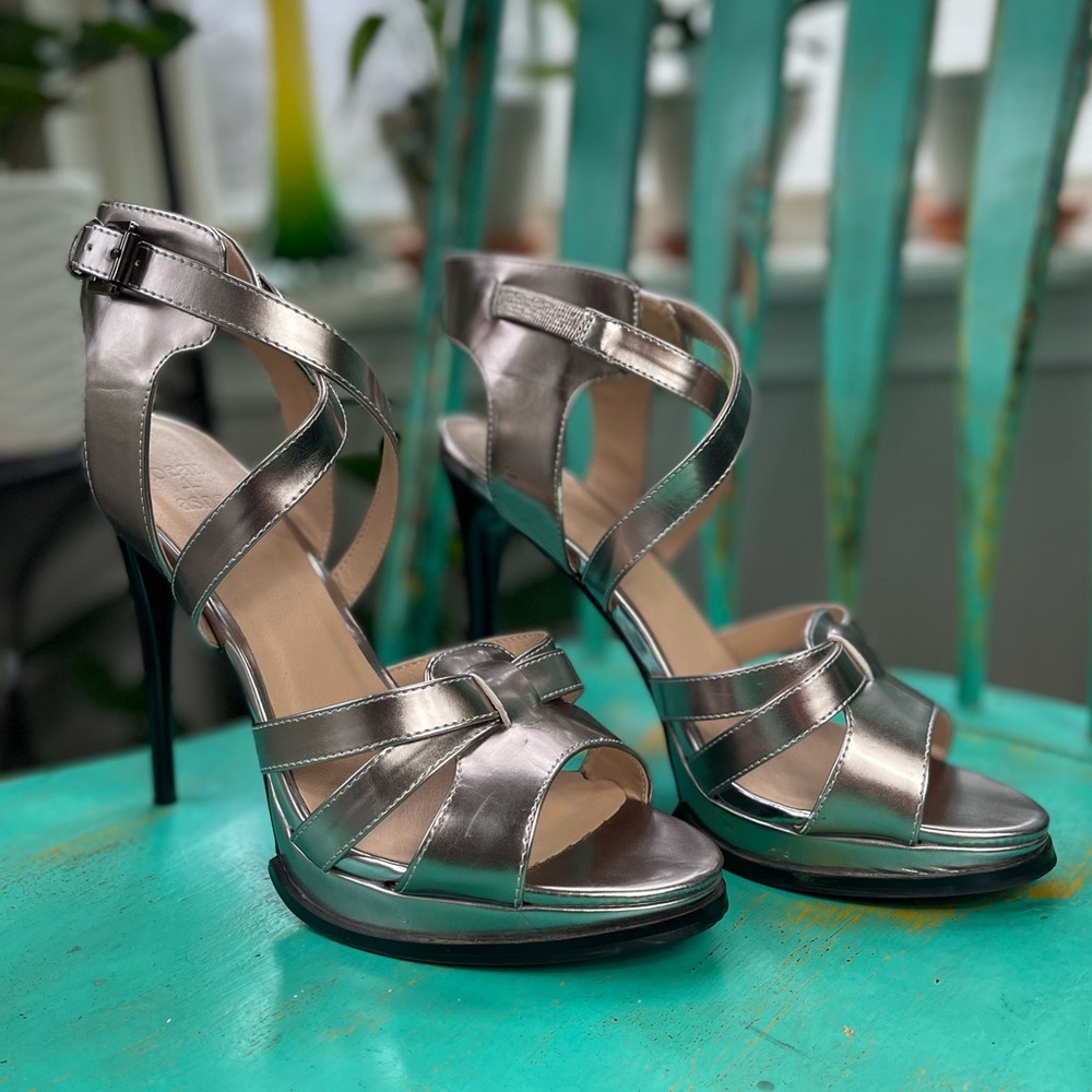 Beau + Ashe Women's New Silver Strap High Heels 10